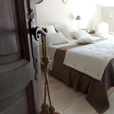 La Maison Perchee Aigues-Mortes Exterior photo