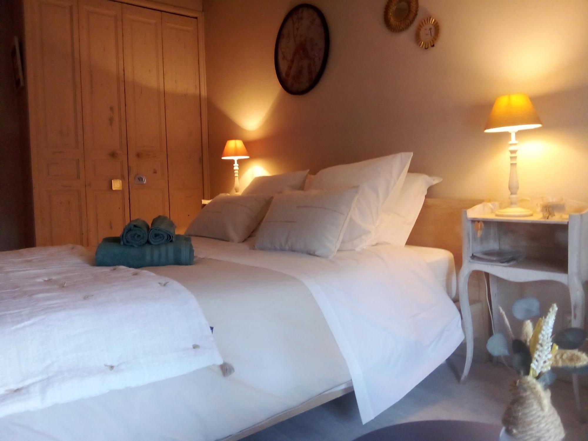 La Maison Perchee Aigues-Mortes Room photo